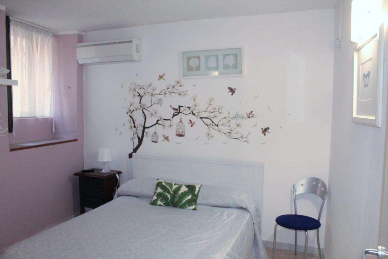 Casa Vacanze Angelica ซาแลร์โน ภายนอก รูปภาพ
