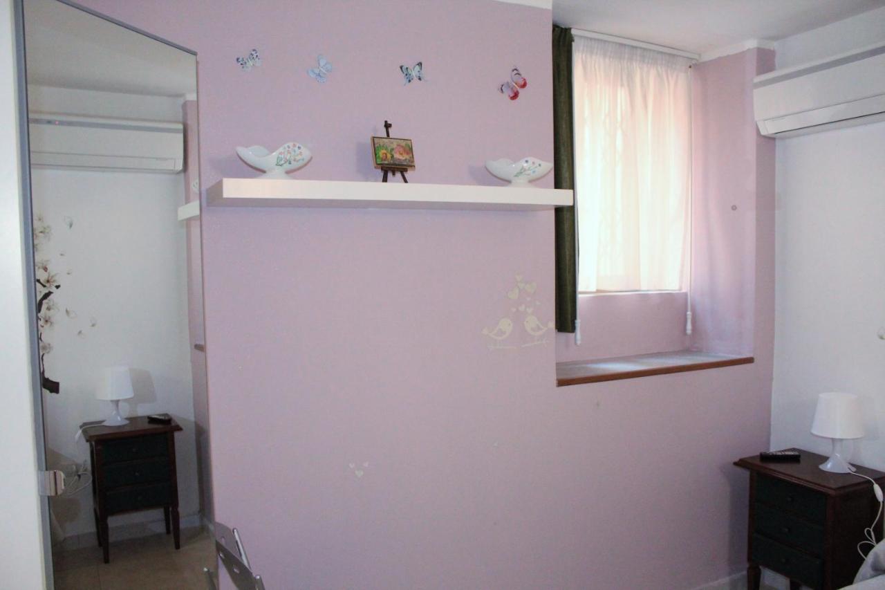 Casa Vacanze Angelica ซาแลร์โน ภายนอก รูปภาพ