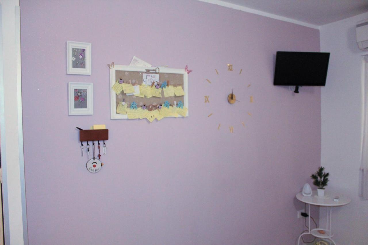 Casa Vacanze Angelica ซาแลร์โน ภายนอก รูปภาพ