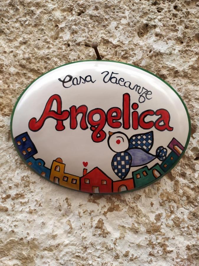 Casa Vacanze Angelica ซาแลร์โน ภายนอก รูปภาพ