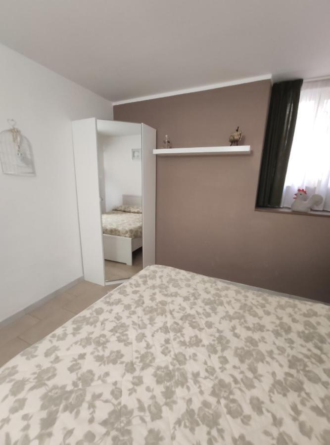 Casa Vacanze Angelica ซาแลร์โน ภายนอก รูปภาพ